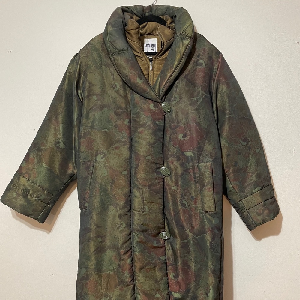 J gallery vintage duck down puffer coat… Like new!